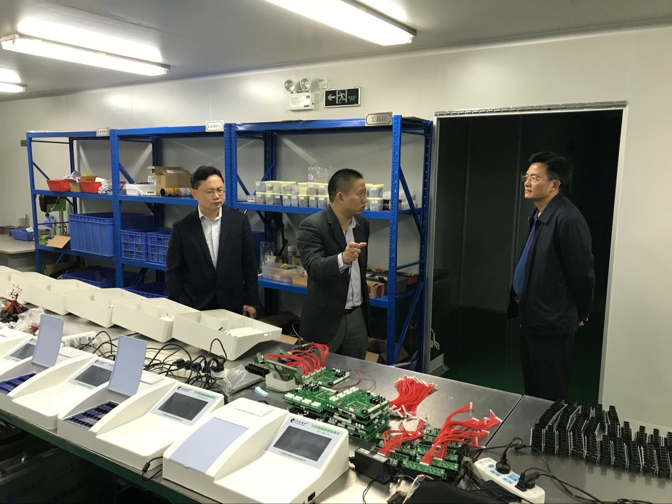 廣東省農(nóng)業(yè)廳鄭惠典副廳長蒞臨我司參觀指導(dǎo)